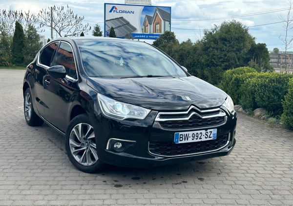 Citroen DS4 cena 29400 przebieg: 158222, rok produkcji 2012 z Ostrołęka małe 172